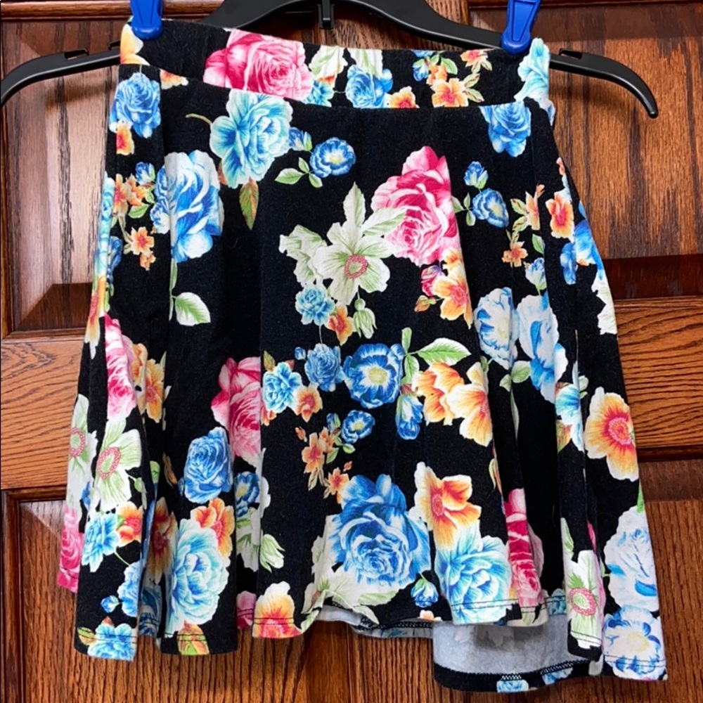 Cute Floral Charlotte Russe Skirt